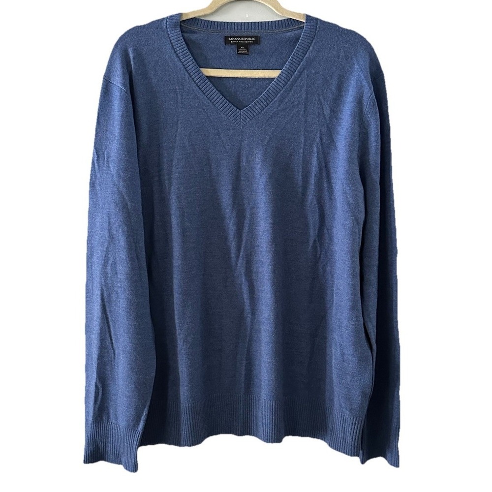 Banana Republic Sweater Men XL Blue 100% Merino Wool Long‎ Sleeve V Neck Office